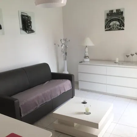 Le Clousy- - Centre *