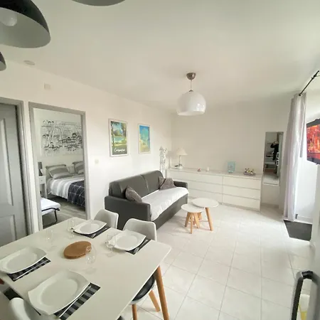 Le Clousy- - Centre شقة