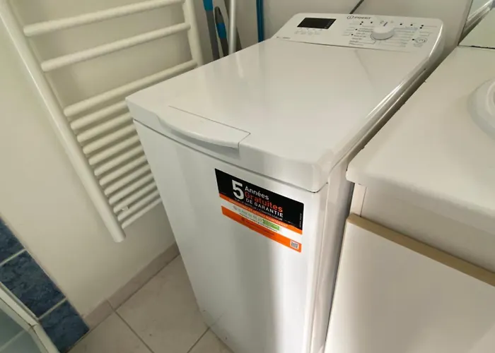 Le Clousy- - Centre *